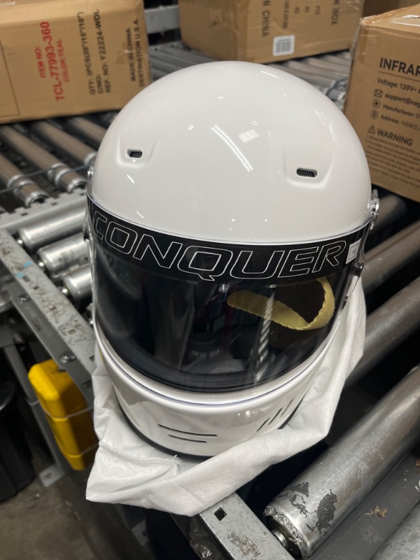 Photo 3 of Conquer Snell SA2020 Full Face Auto Racing Helmet Medium White