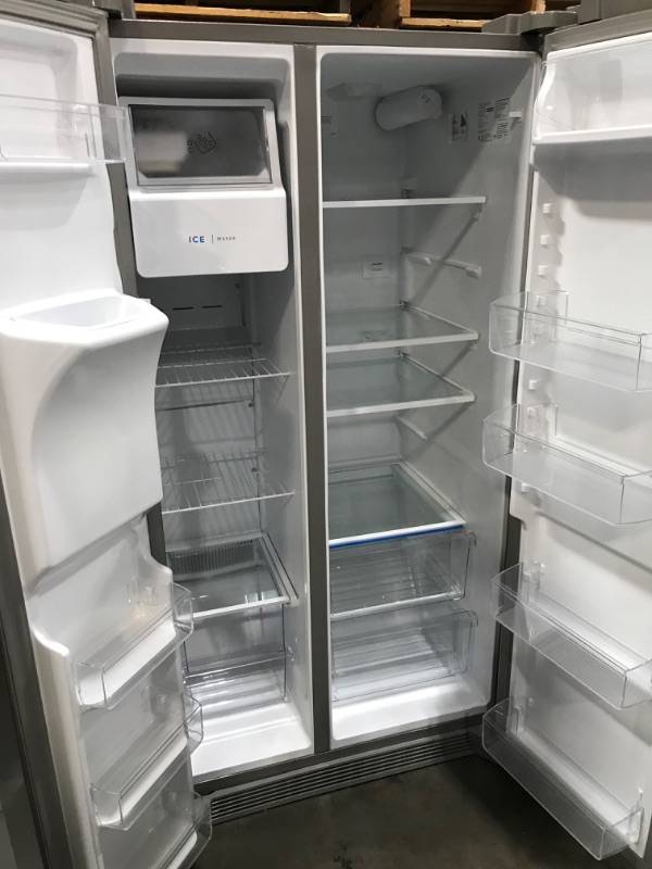 Photo 5 of Frigidaire 25.6-cu ft Side-by-Side Refrigerator with Ice Maker (Fingerprint Resistant Stainless Steel) ENERGY STAR
