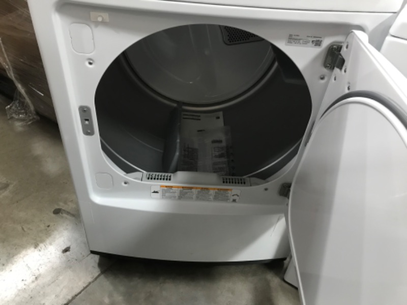 Photo 6 of LG 7.3-cu ft Electric Dryer (White) ENERGY STAR
