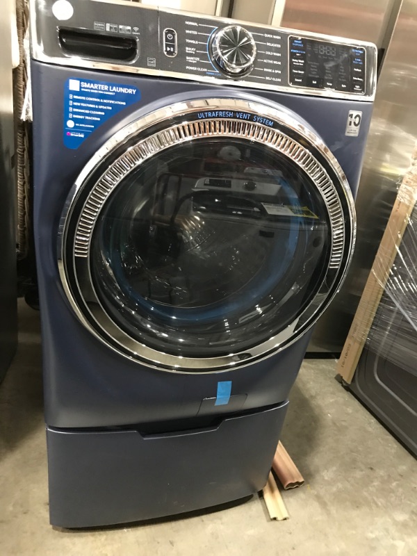 Photo 2 of GE UltraFresh Vent System 5-cu ft Stackable Steam Cycle Smart Front-Load Washer (Sapphire Blue) ENERGY STAR
