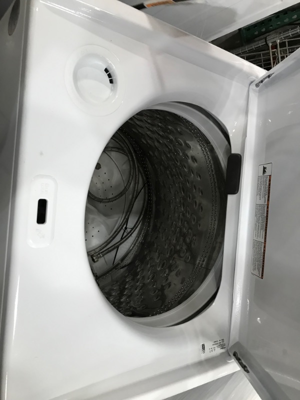 Photo 1 of Whirlpool 4.6-cu ft High Efficiency Impeller Top-Load Washer (White)
