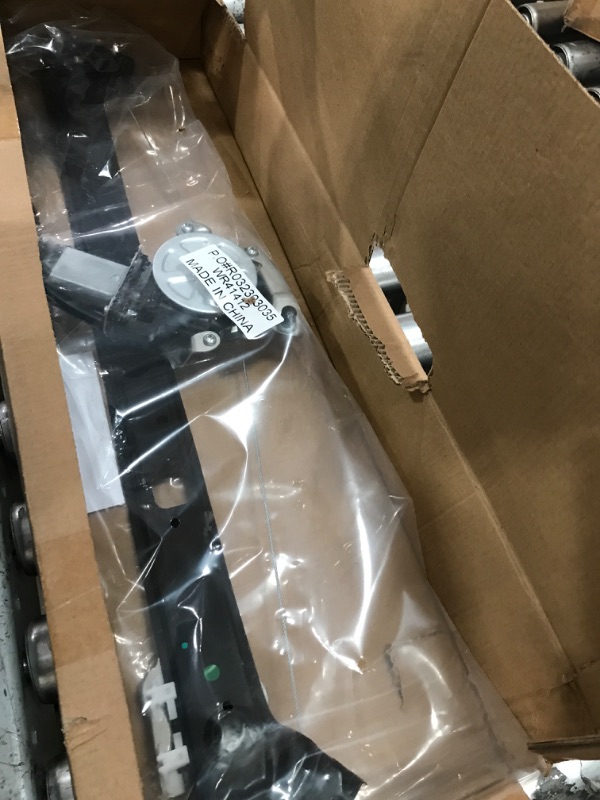 Photo 1 of A-Premium Power Window Regulator with Motor Replacement for BMW E53 X5 2000-2006 Rear Right Passenger Side