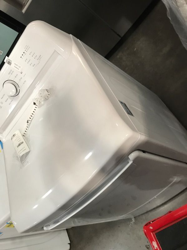 Photo 2 of LG 7.3-cu ft Electric Dryer (White) ENERGY STAR
