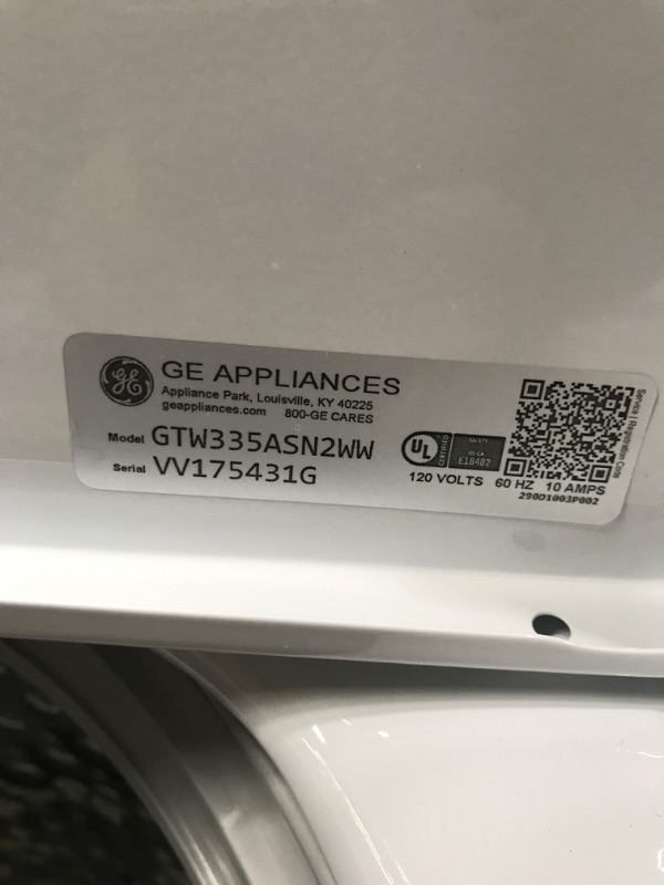 Photo 4 of GE 4.5-cu ft High Efficiency Agitator Top-Load Washer (White)
