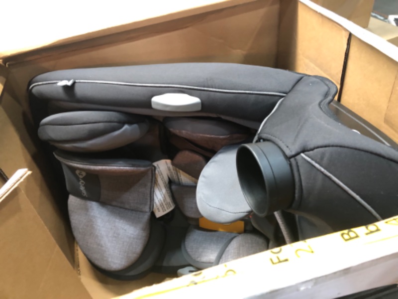 Photo 3 of (READ NOTES) Safety 1st Grow and Go All-in-One Convertible Car Seat, Rear-facing 5-40 pounds, Forward-facing 22-65 pounds, and Belt-positioning booster 40-100 pounds, Harvest Moon
