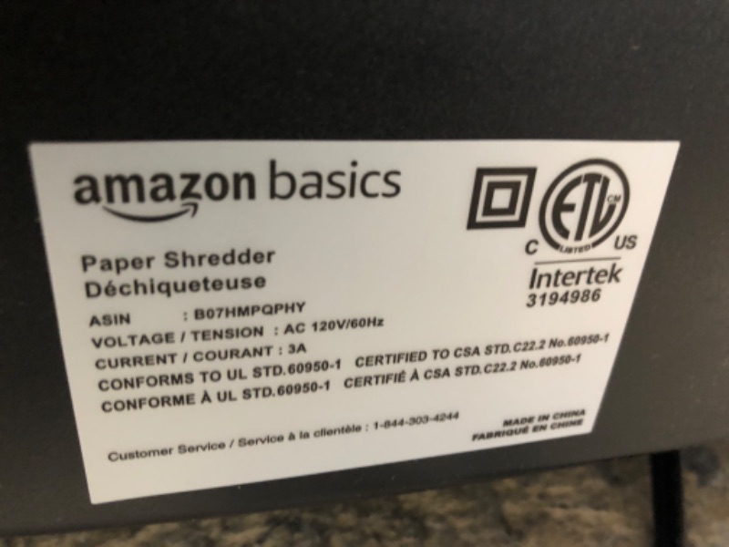 Photo 3 of READ NOTES PARTS ONLY NON REFUNABLE 
Amazon Basics 12-Sheet Cross-Cut Paper and Credit Card Home Office Shredder 12 Sheet Shredder