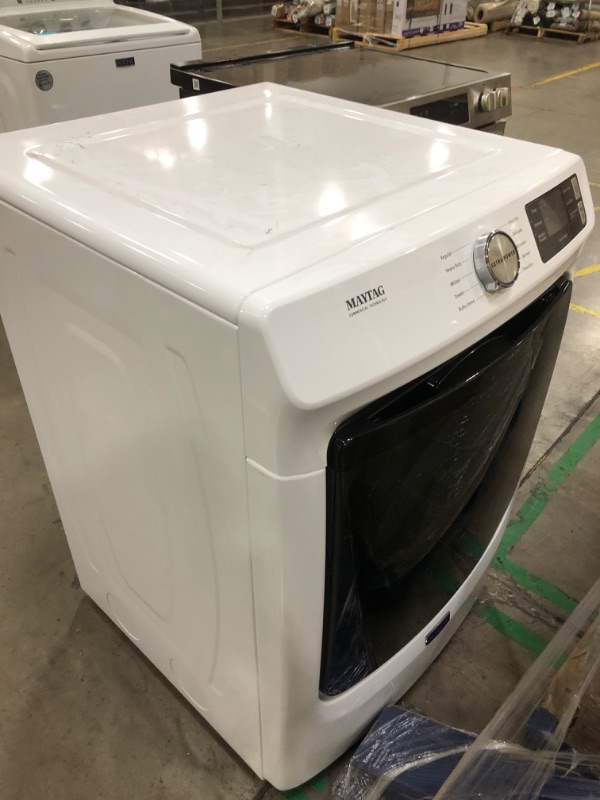 Photo 2 of ***USED - SCRATCED AND DENTED - UNABLE TO TEST***
Maytag 4.5-cu ft High Efficiency Stackable Steam Cycle Front-Load Washer (White) ENERGY STAR
