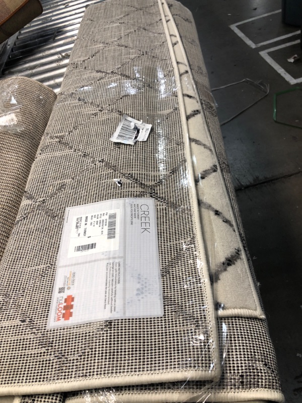 Photo 1 of 9x12 area rug