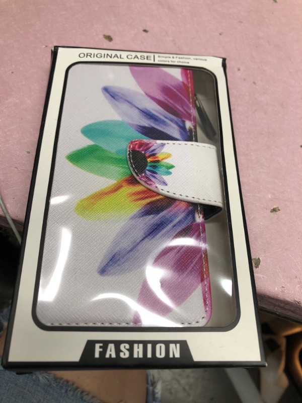 Photo 1 of Phone case 14 pro