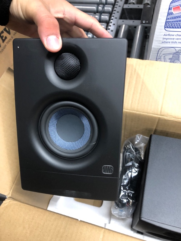 Photo 3 of PreSonus Eris 3.5 Gen 2 — 3.5-inch Powered Desktop Speakers for Multimedia, Gaming, Studio-Quality Music Production, 50W Power 3.5" Studio Monitors (Pair) 2nd Generation