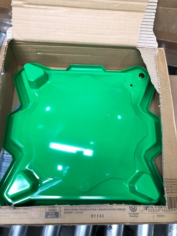 Photo 1 of Beyblade Burst Evolution Star Storm Battle Set (Amazon Exclusive) Frustration-Free Packaging