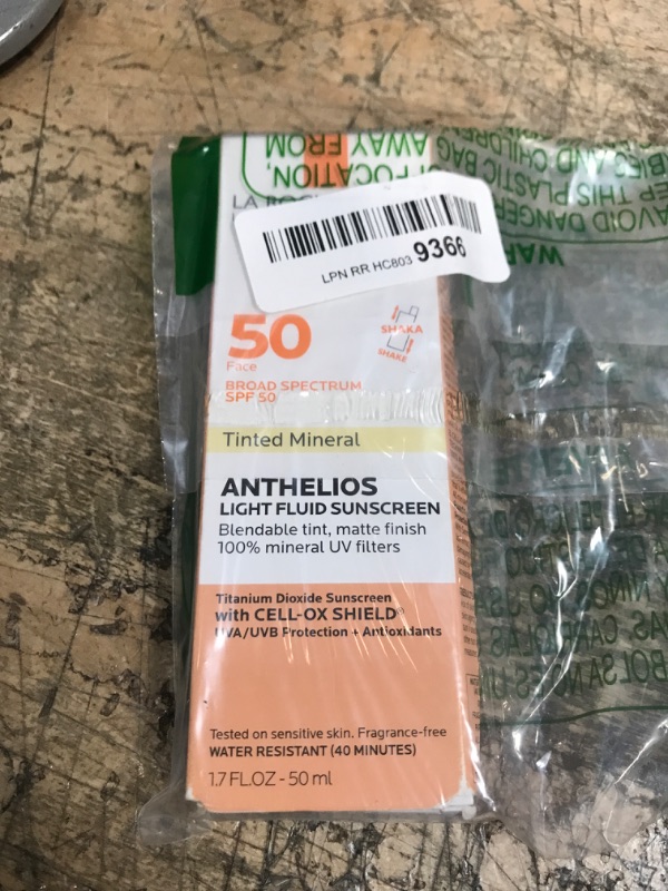 Photo 2 of *5/2025* La Roche-Posay Anthelios Tinted Sunscreen SPF 50 | Ultra-Light Fluid Mineral Sunscreen for Face with Titanium Dioxide | Sensitive-Skin Tested | Oil-Free | Travel Size Sunscreen 1.7 Fl Oz