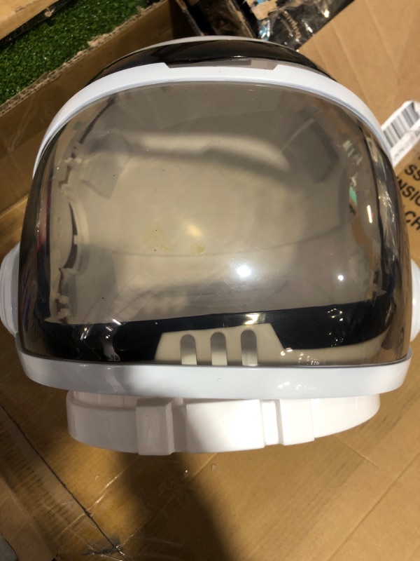 Photo 2 of * used * see images *
Astronaut Helmet with Movable Visor Pretend Play Toy Set for School Classroom Dress Up, Role Play Accessory