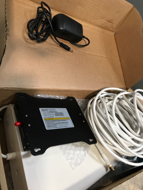 Photo 3 of Cell Phone Signal Booster for AT&T, Verizon, T-Mobile on Band 12/13/17 Cell Signal Booster for 5G 4G LTE 3G Cell Phone Signal Booster for Home Up to 5,500Sq Ft for Multiroom FCC Approved Call/Data