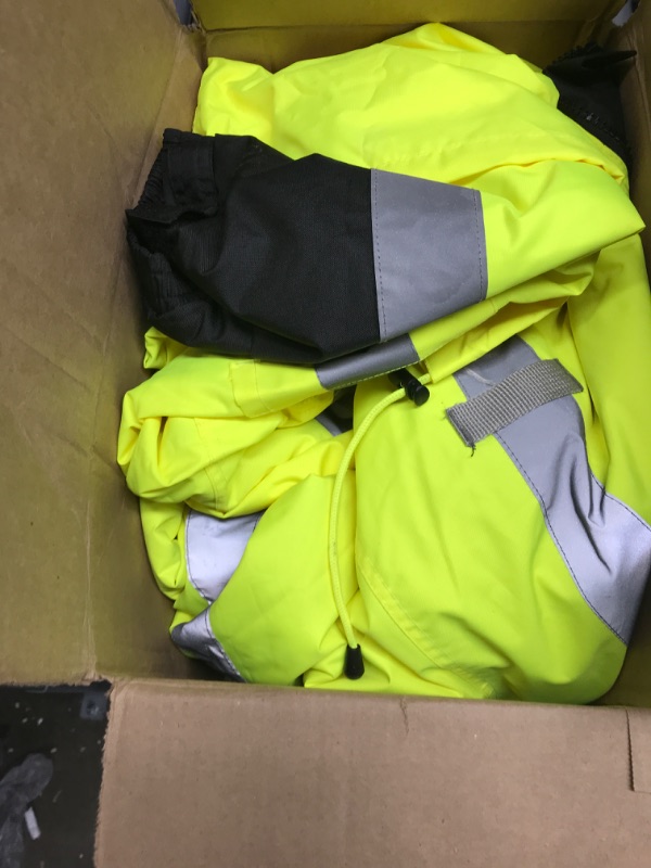 Photo 2 of Ergodyne GloWearÂ® 8384 Type R Class 3 Thermal Parka, Lime, 4XL