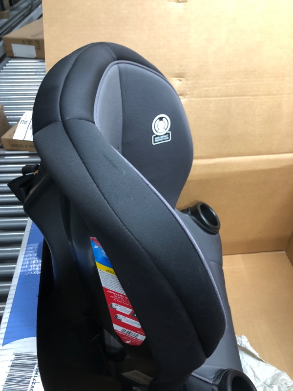 Photo 3 of Cosco Onlook 2-in-1 Convertible Car Seat, Rear-Facing 5-40 pounds and Forward-Facing 22-40 pounds and up to 43 inches, Black Arrows