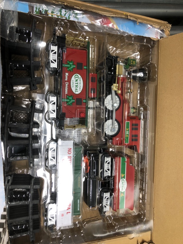 Photo 2 of ****parts only****Lionel North Pole Central Ready-to-Play Freight Set, Battery-powered Model Train Set with Remote Multi, 50 x 73" 50 x 73 in