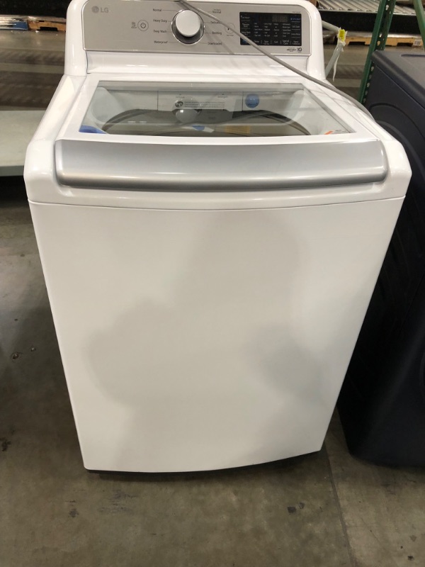 Photo 6 of LG TurboWash 3D 5.3-cu ft Agitator Smart Top-Load Washer (White) ENERGY STAR
