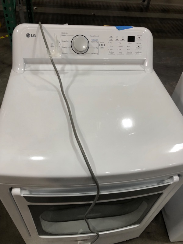 Photo 2 of LG 7.3-cu ft Side Swing DoorGas Dryer (White) ENERGY STAR
