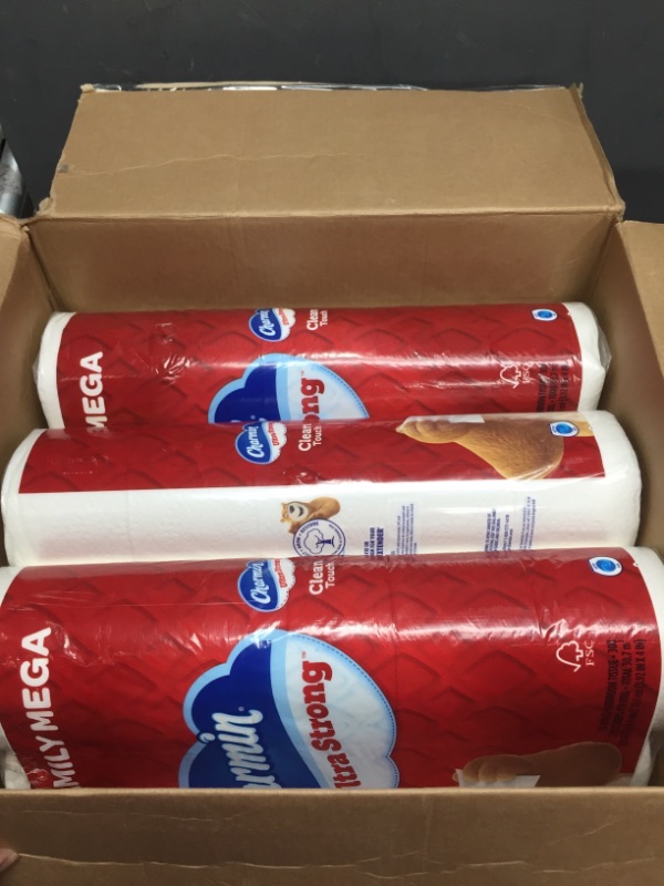 Photo 2 of Charmin Ultra Strong Clean Touch Toilet Paper, 30 Family Mega Rolls = 153 Regular Rolls CHRM 30FM (New)