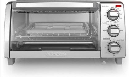 Photo 1 of * missing grate and tray *
Black+Decker Natural Convection 4-Slice Toaster Oven with Even Toast Technology & 4 Cooking Functions