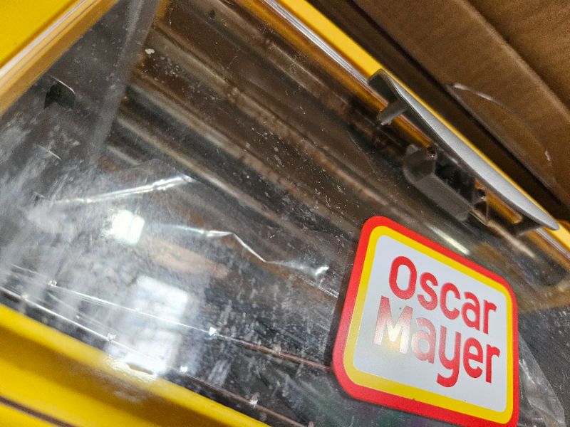 Photo 2 of (VISIBLY USED)  Oscar Meyers Toaster Oven, Small ( Yellow)