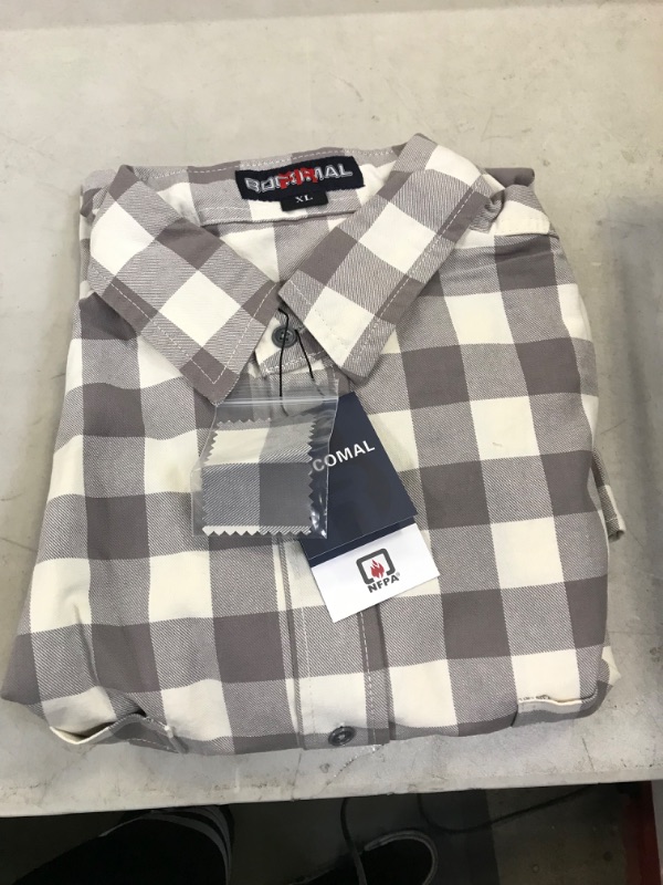 Photo 1 of bocomal flannel size xl