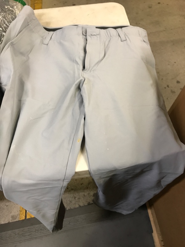 Photo 1 of MEN'S STRETCH DRESS PANTS SIZE 34W X 30L