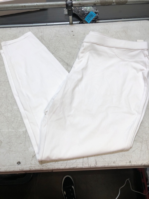 Photo 1 of 2XL --- WHITE PULL-UP PANTS 