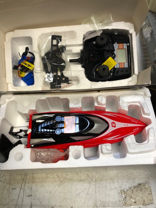 Photo 2 of DEERC H120 RC Boat 20+ MPH, Fast Remote Control Boats for Pools and Lakes, 2.4 GHz Racing Boats for Kids & Adults with Rechargeable Battery,Low Battery Alarm,Capsize Recovery,Gifts for Boys Girls