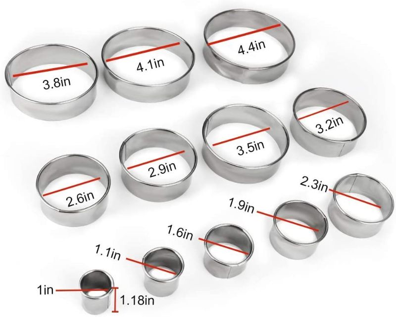 Photo 1 of 12 Pieces Round Cookie Biscuit Cutter Set,Graduated Circle Pastry Cutters,18/8 Stainless Steel Cookie Cutters And Donut Cutter Ring Molds