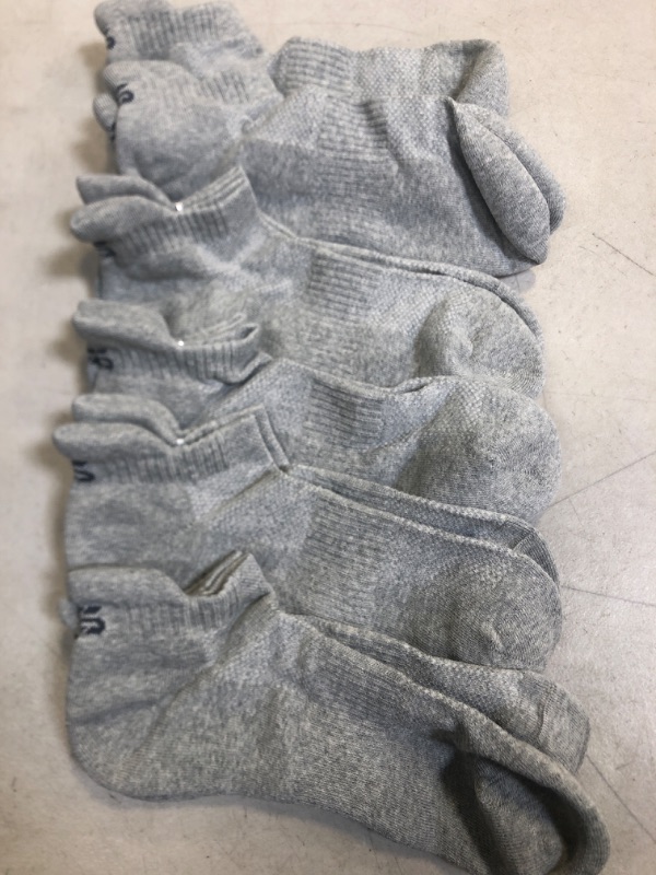 Photo 1 of 6 PAIRS OF SOCKS UNISEX GRAY