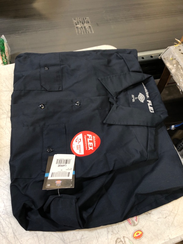Photo 1 of Dickies FLEX Relaxed-Fit Twill Short-Sleeve Work Shirt for Men - Dark Navy - L
