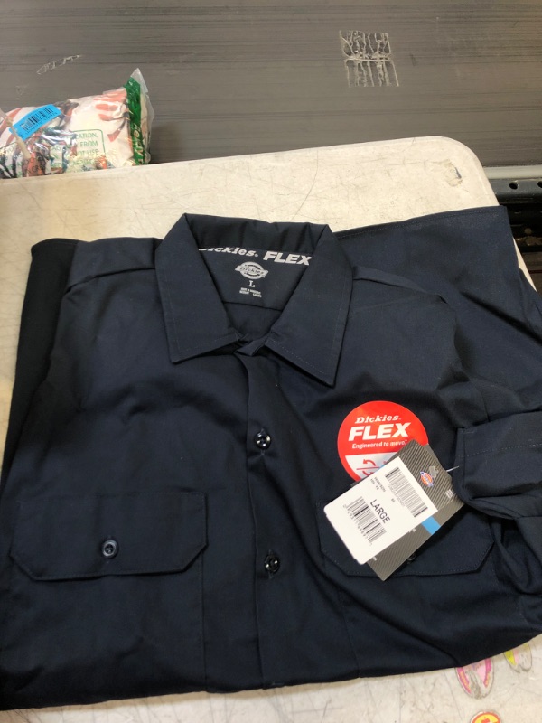 Photo 1 of Dickies FLEX Relaxed-Fit Twill Short-Sleeve Work Shirt for Men - Dark Navy - L
