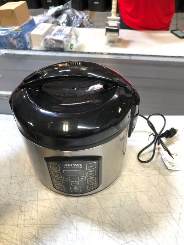 Photo 3 of Aroma Housewares ARC-954SBD Rice Cooker, 4-Cup Uncooked 2.5 Quart, Professional Version