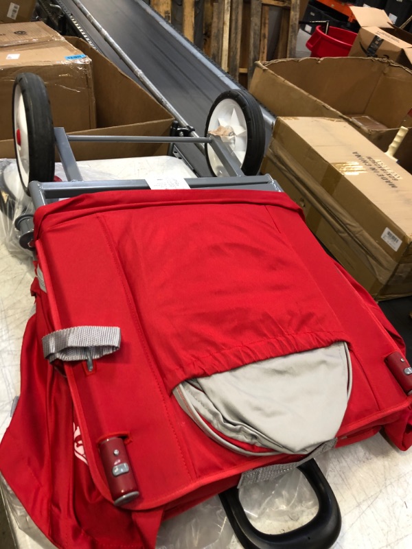 Photo 3 of Radio Flyer 3-in-1 EZ Folding Wagon Ride On For Kids, Garden, & Cargo, Red Collapsible Wagon
(MISSING WHEEL) (USED)