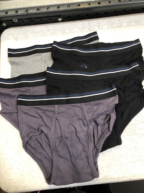 Photo 1 of 5 Pack Men's Underwear Medium 