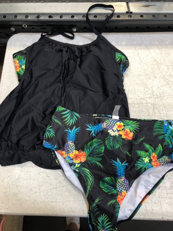 Photo 1 of 2 Piece Tankini Set Large 