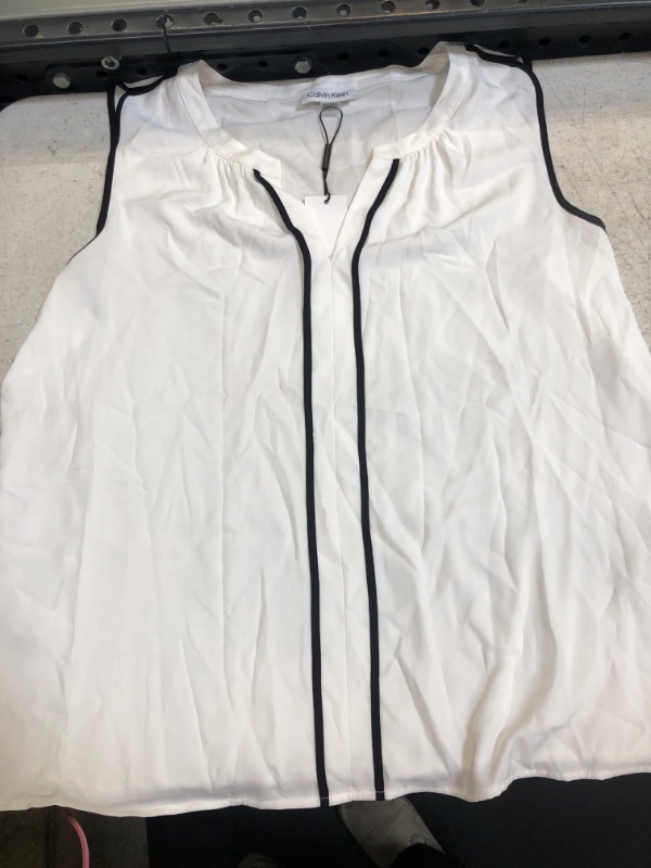 Photo 1 of Calvin Klein Women's Career Blouse X-Large Deep Eggshell/Black