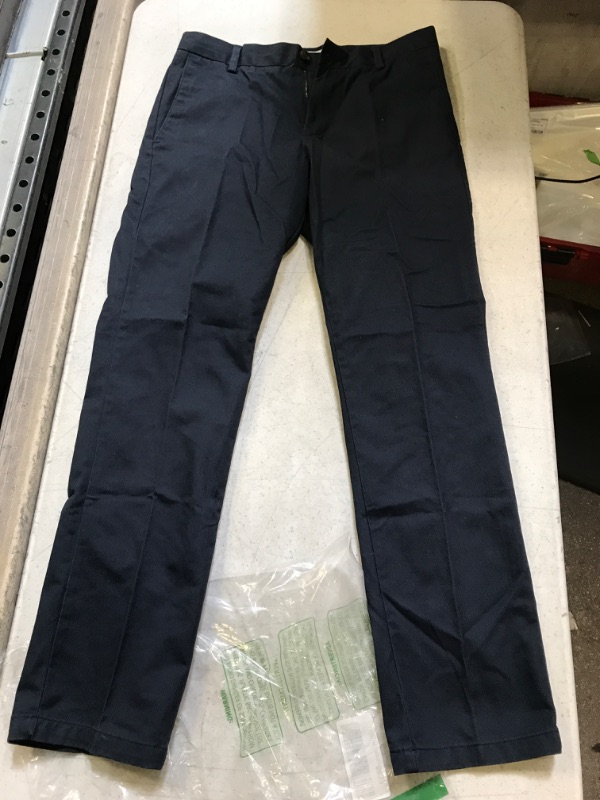 Photo 1 of Amazon Essentials Men's Chinos -- Size 29x30