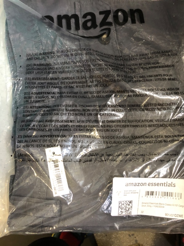 Photo 1 of Amazon Essentials Men's Classic-Fit Cargo Short (Available in Big & Tall) SIZE 32 Grey