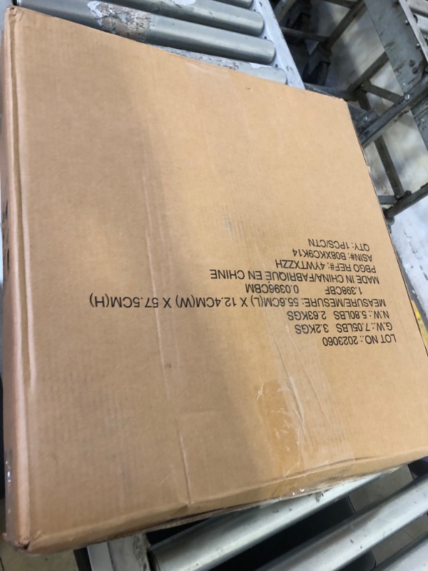 Photo 2 of Amazon Basics 3 Speed Box Fan, 20-Inch 20-inch Box Fan