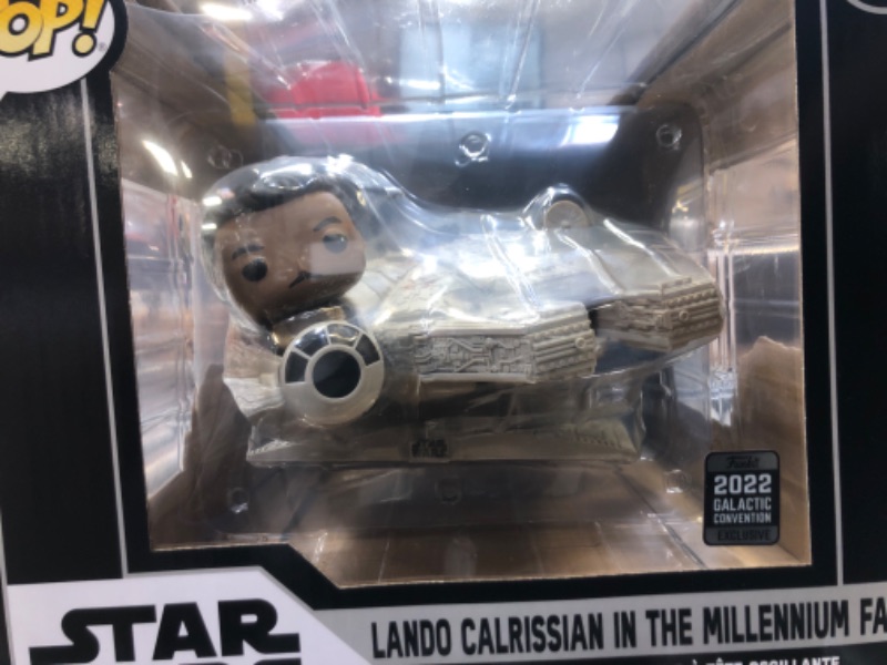 Photo 2 of Funko Pop! Ride Super Deluxe: Star Wars - Lando Calrissian in The Millenium Falcon (Shared Galactic Convention, Amazon Exclusive), Multicolor