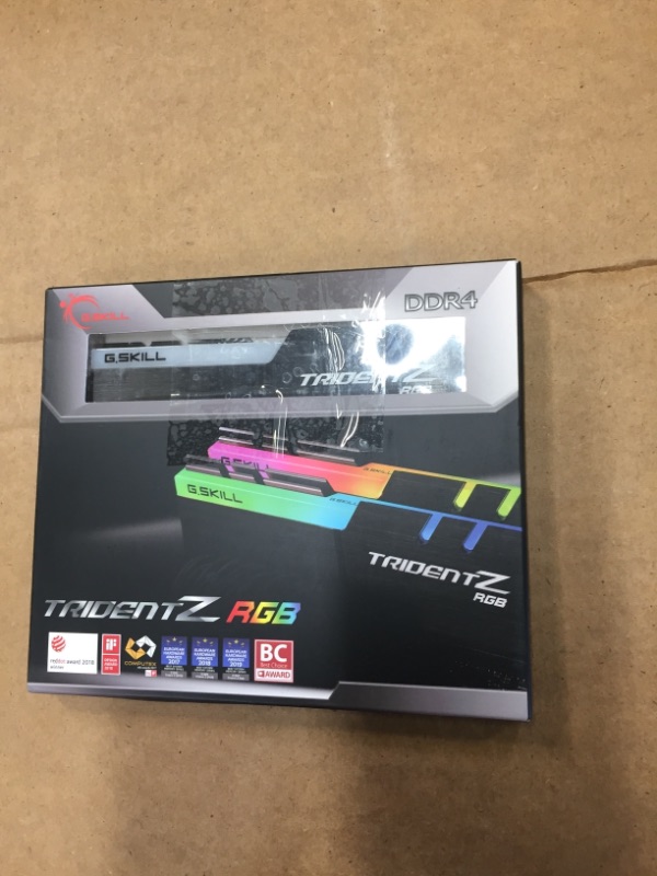 Photo 2 of G.Skill Trident Z RGB Series 16GB (2 x 8GB) 288-Pin SDRAM PC4-28800 DDR4 3600 CL18-22-22-42 1.35V Dual Channel Desktop Memory Model F4-3600C18D-16GTZR