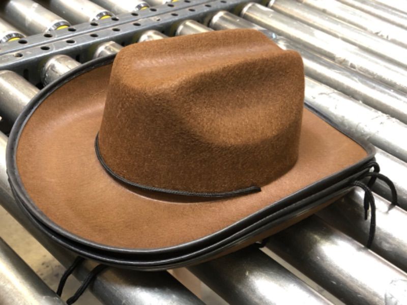Photo 2 of 3 Pieces Kids Cowboy Hat Cowboy Costume Accessories Felt Western Hat for Boy Children for Cowboy Cosplay Party (Dark Brown)
