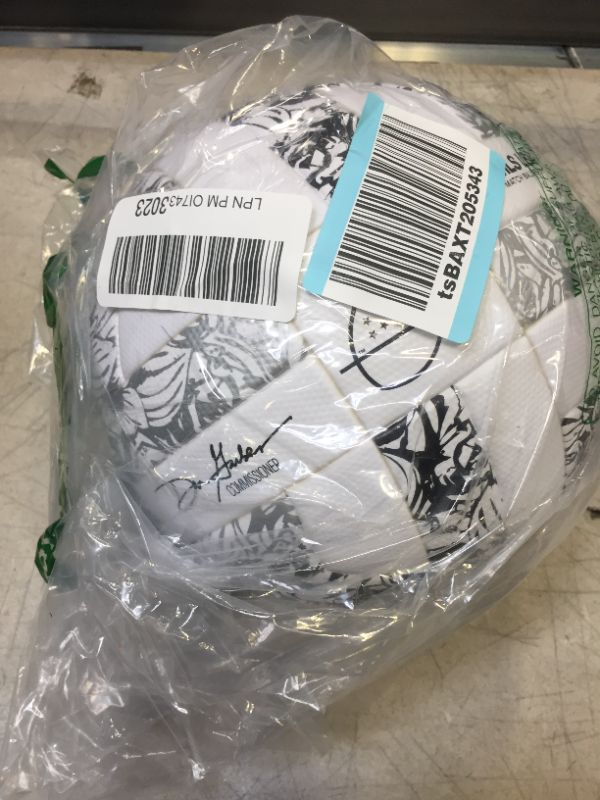 Photo 2 of adidas Unisex-Adult MLS League Nativo Ball
