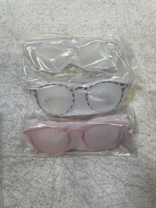 Photo 2 of HEART SHAPES SUNGLASSES 