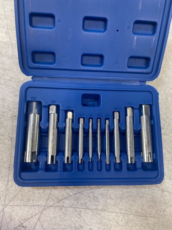 Photo 2 of 10Pcs Tap Extractor, Screw Extractor Set Easy Out Damaged Drill Bits Set Speed Steel Broken Head Screw Remover Set Kit with Storage Box