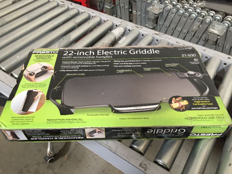 Photo 2 of 22 INCH ELECTRIC GRIDDLE 