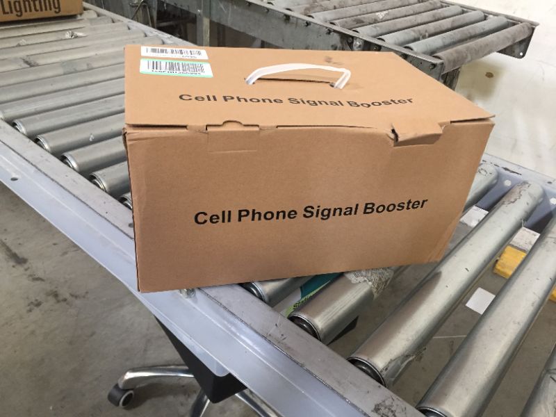 Photo 3 of Cell Phone Booster for Home,Home Cell Phone Signal Booster,Up to 5,000Sq Ft,Boost 5G /4G LTE Data for Band 66/2/4/5/12/17/13/25 with All U.S. Carriers, FCC Approved…